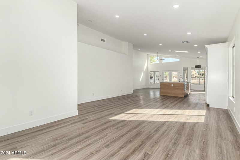 5357 W Tonopah Dr, Glendale, AZ 85308