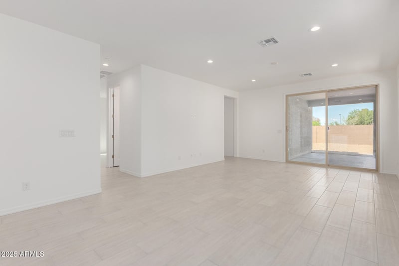 5358 Las Palmaritas Dr, Glendale, AZ 85302