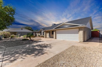 536 Winthrop Cir, Mesa, AZ 85213