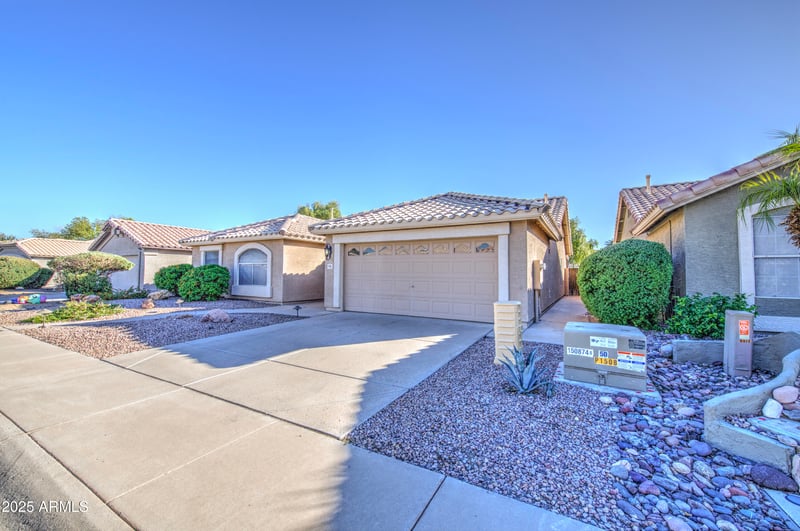 5361 Saragosa St, Chandler, AZ 85226