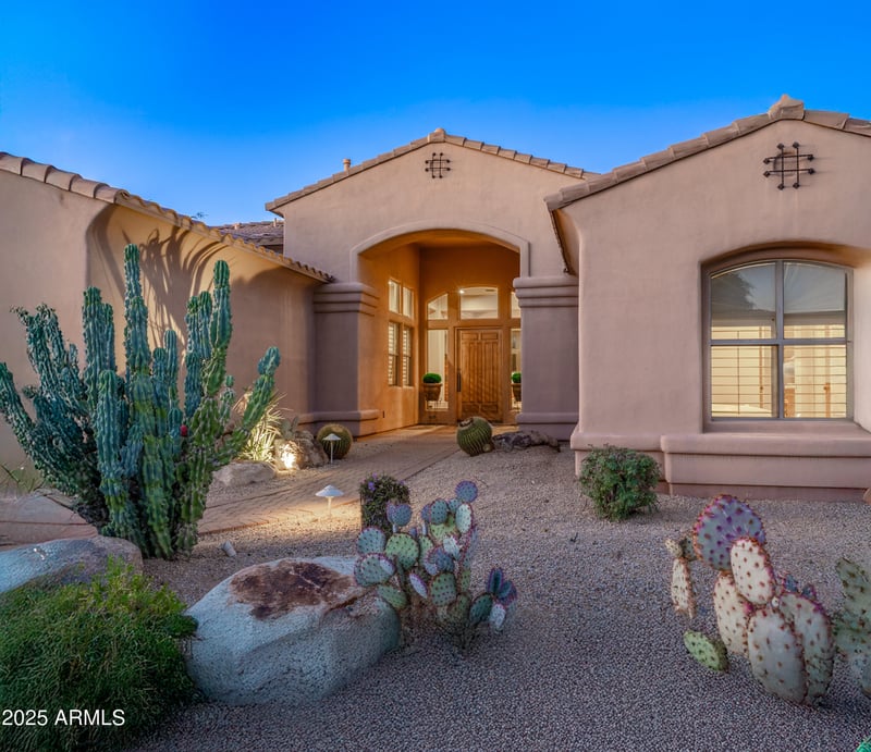 5362 Herrera Dr, Phoenix, AZ 85054