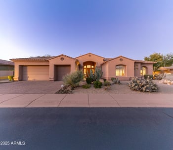 5362 Herrera Dr, Phoenix, AZ 85054