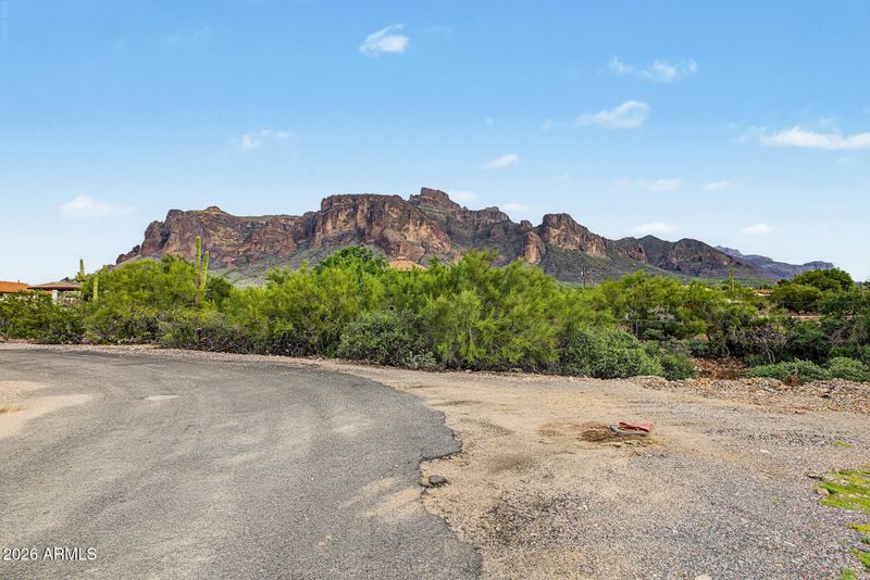 5363 E Rawhide St, Apache Junction, AZ 85119