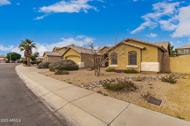 5364 W Kaler Cir, Glendale, AZ 85301