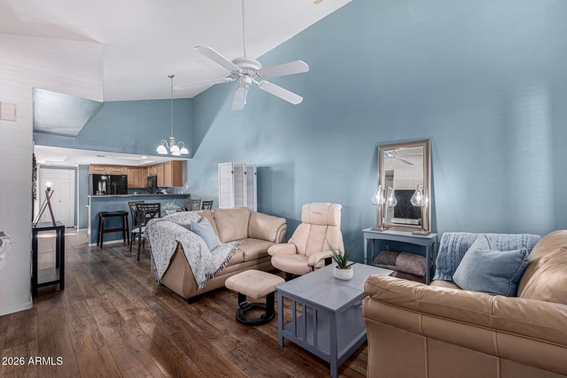 537 Delaware Dr #221, Apache Junction, AZ 85120