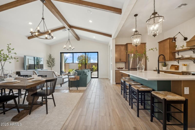 537 Greenback Dr, San Tan Valley, AZ 85140