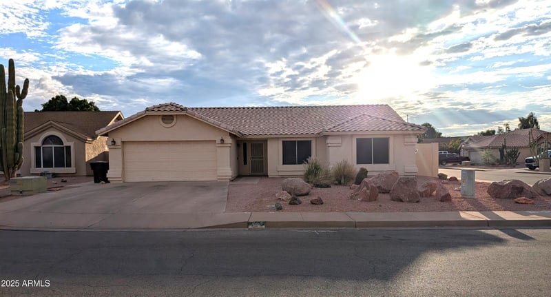 537 Terripin Cir, Mesa, AZ 85208