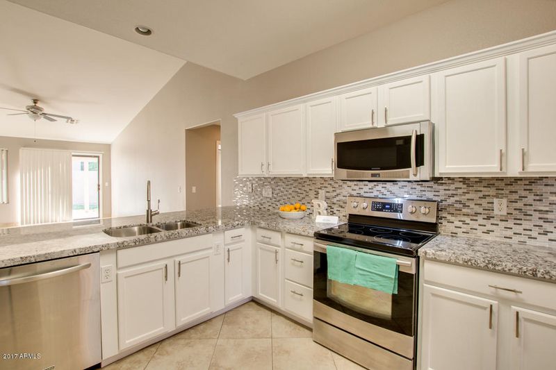 537 W Mesquite St, Gilbert, AZ 85233