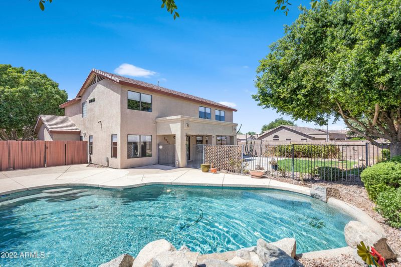 5372 W Michelle Dr, Glendale, AZ 85308
