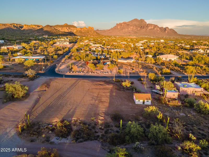 5374 Wolverine Pass Rd #-, Apache Junction, AZ 85119