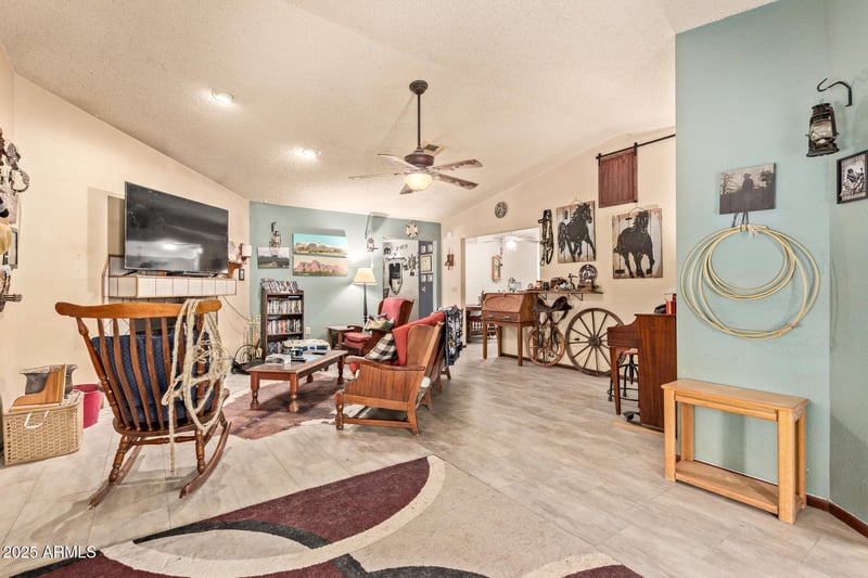 538 Fred Ave, Apache Junction, AZ 85119