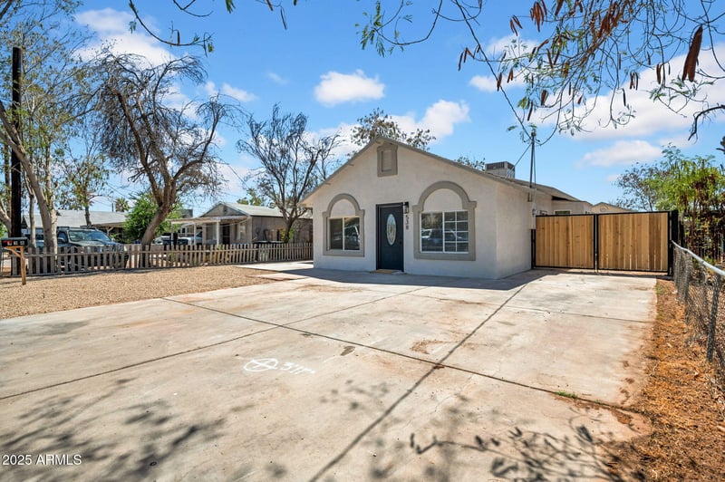 538 Macdonald --, Mesa, AZ 85210