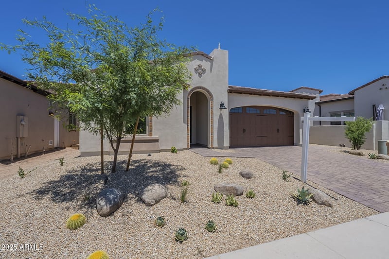 538 Veterans Way, Queen Creek, AZ 85140