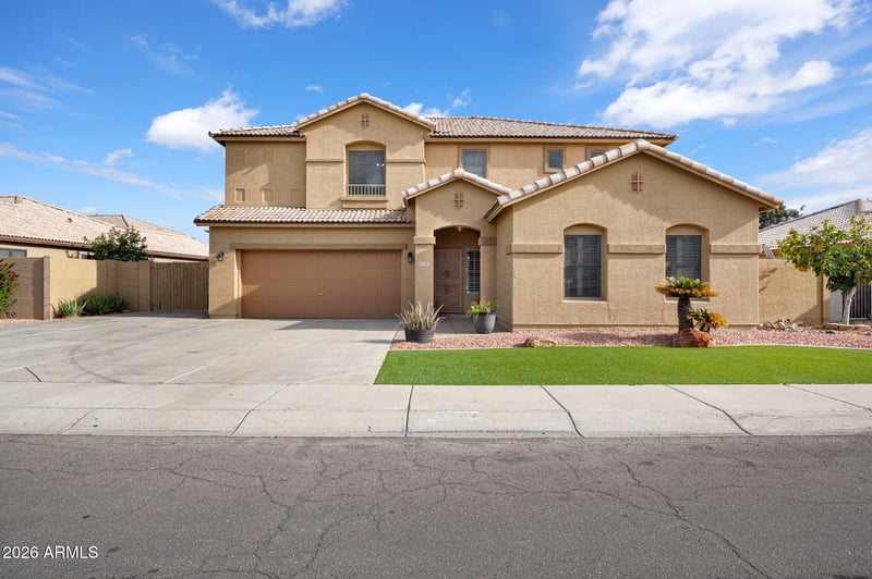 5382 W Kaler Cir, Glendale, AZ 85301