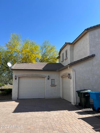 5384 W Molly Ln, Phoenix, AZ 85083