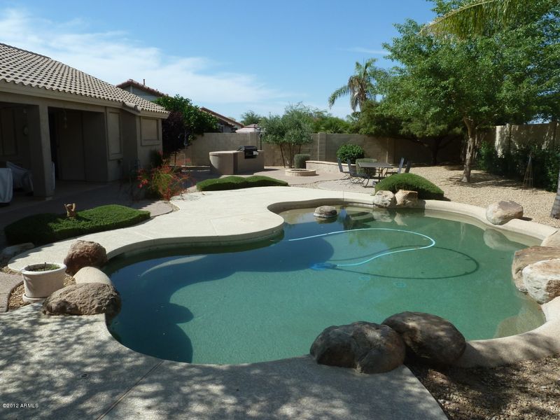 539 S Roanoke St, Gilbert, AZ 85296