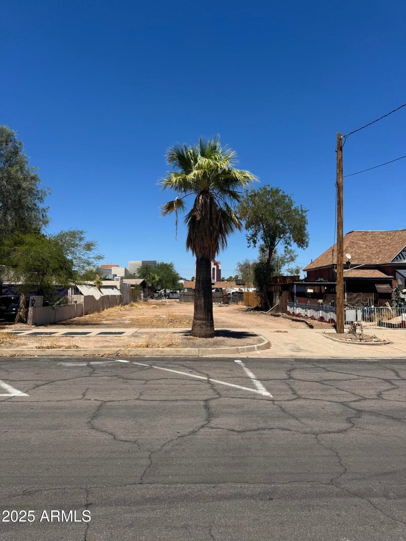 54 2nd Ave #-, Mesa, AZ 85210