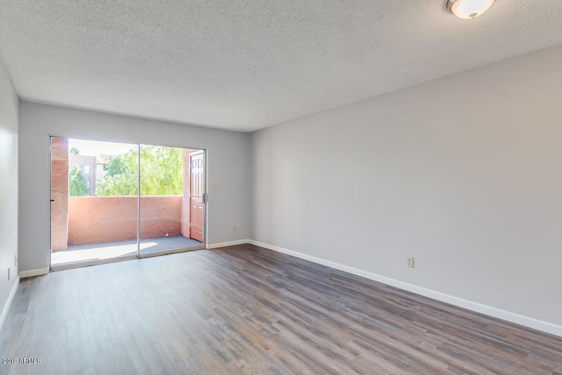 540 N May -- #1107, Mesa, AZ 85201