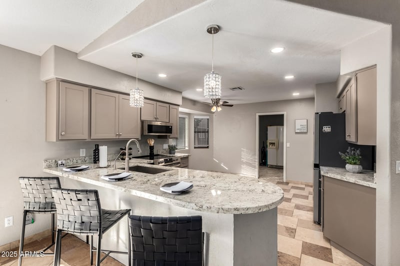 540 Stardust Ln, Apache Junction, AZ 85120