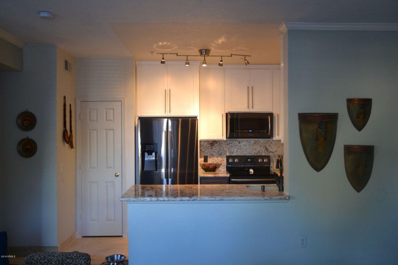 5401 E Van Buren St #1051, Phoenix, AZ 85008