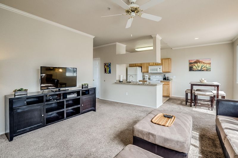 5401 E Van Buren St #1072, Phoenix, AZ 85008