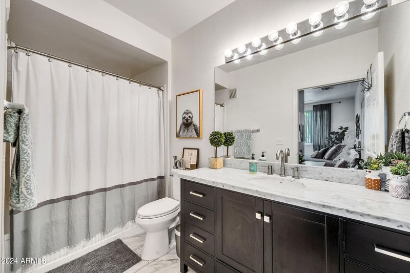 5401 E Van Buren St #1119, Phoenix, AZ 85008
