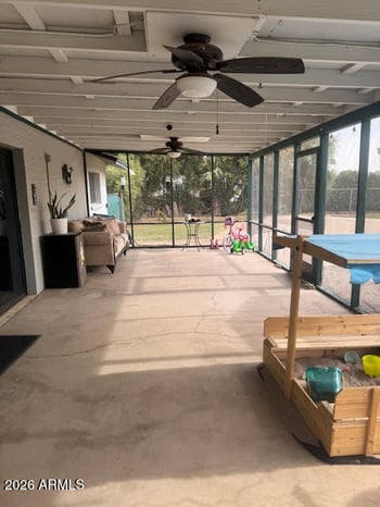 5401 Paradise Ln, Glendale, AZ 85306