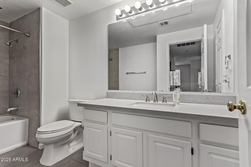 5401 Van Buren St #2016, Phoenix, AZ 85008