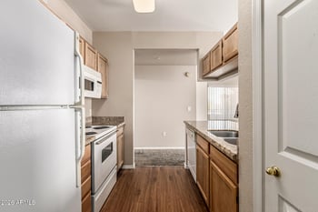 5401 Van Buren St #2032, Phoenix, AZ 85008