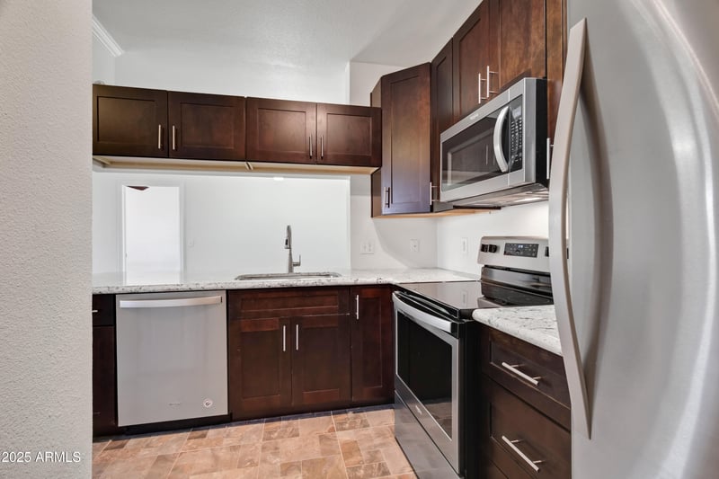 5401 Van Buren St #2095, Phoenix, AZ 85008