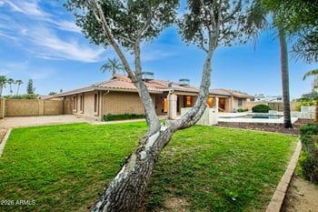 5402 Acoma Dr, Scottsdale, AZ 85254