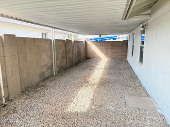 5402 Country Gables Dr, Glendale, AZ 85306