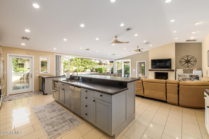 5402 Laurel Ln, Scottsdale, AZ 85254