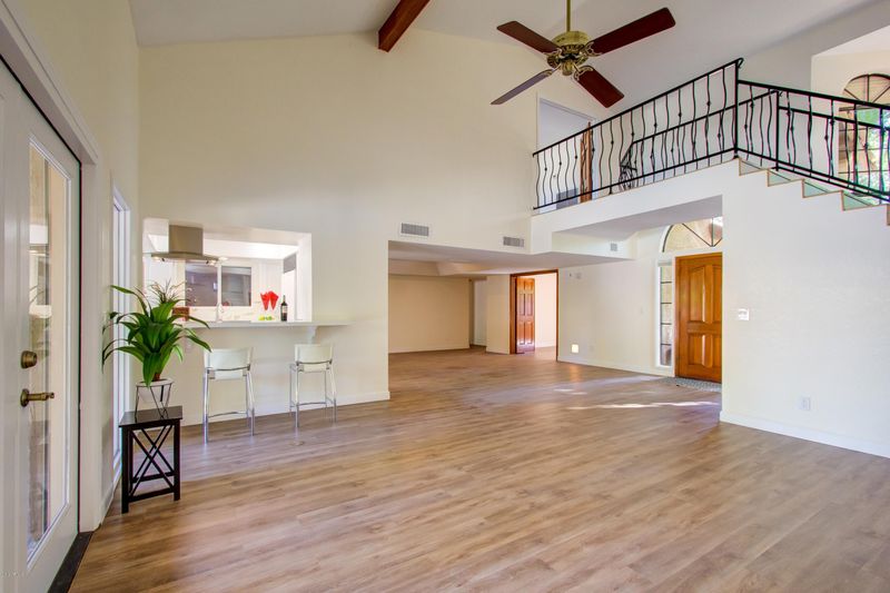 5402 E Piping Rock Rd, Scottsdale, AZ 85254