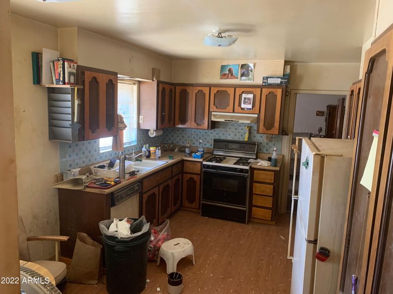 5402 E Thomas Rd, Phoenix, AZ 85018