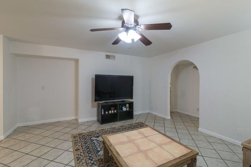 5402 E Windsor Ave #4, Phoenix, AZ 85008