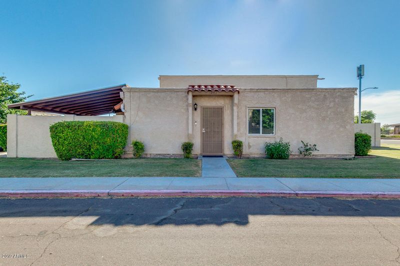 5402 W Sheena Dr, Glendale, AZ 85306