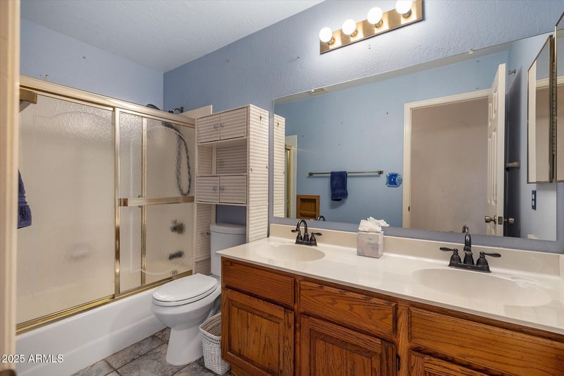 5403 Greenway St, Mesa, AZ 85205