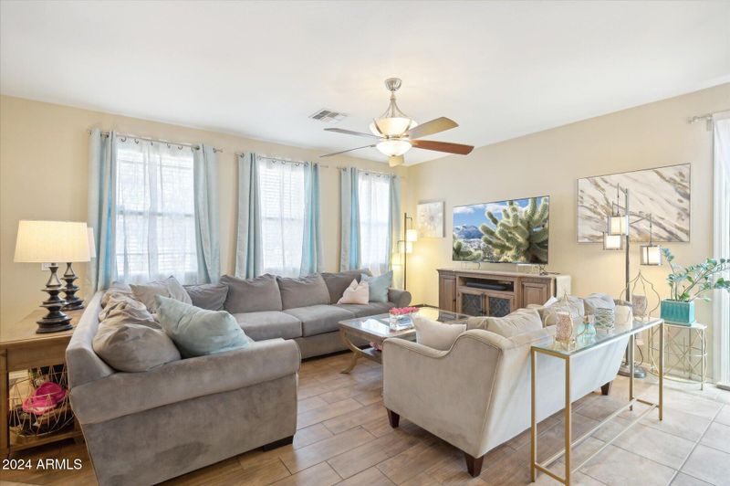 5403 W Illini St, Phoenix, AZ 85043