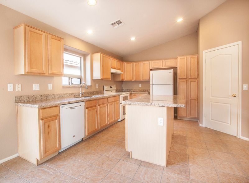 5404 N Ormondo Way, Litchfield Park, AZ 85340
