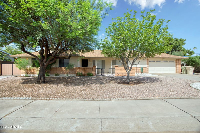 5406 Caron St, Glendale, AZ 85302