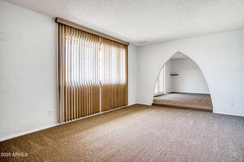 5406 Caron St, Glendale, AZ 85302