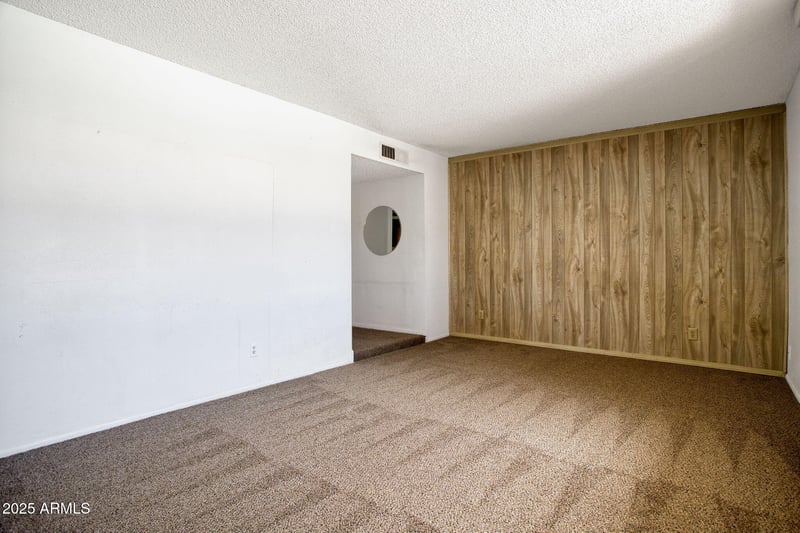 5406 Caron St, Glendale, AZ 85302