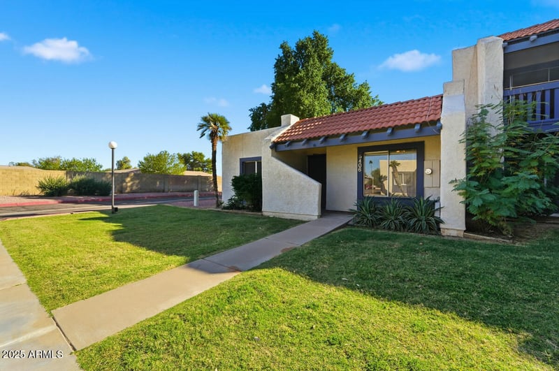 5406 El Caminito Dr, Glendale, AZ 85302