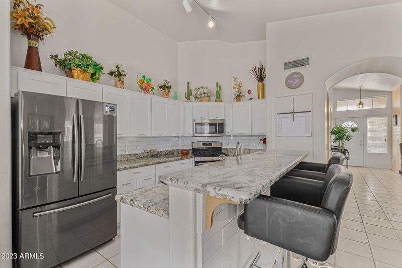 5407 N 87th Ave, Glendale, AZ 85305