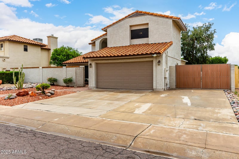 5407 North Ln, Glendale, AZ 85302