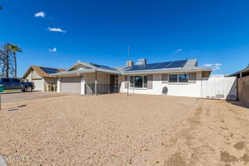5408 Country Gables Dr, Glendale, AZ 85306
