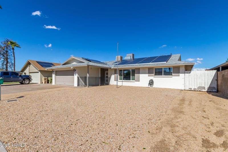 5408 Country Gables Dr, Glendale, AZ 85306
