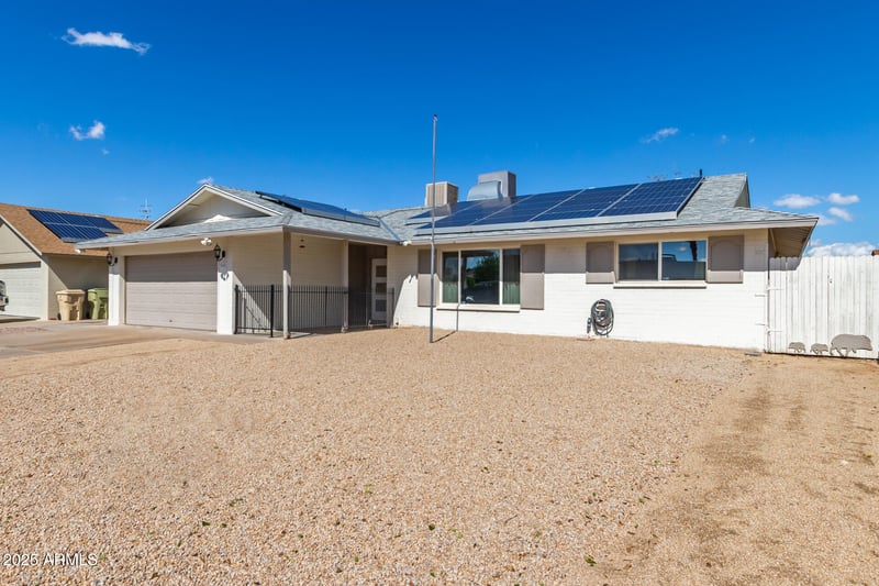 5408 Country Gables Dr, Glendale, AZ 85306