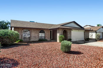5409 W Desert Hills Dr, Glendale, AZ 85304